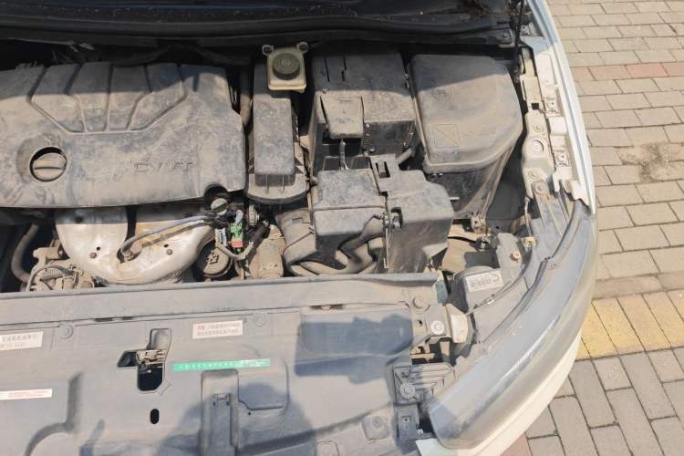 Used Citroen C-Quatre 2014 VTS Version 1.6L Manual - Premium Model Engine Bay Left
