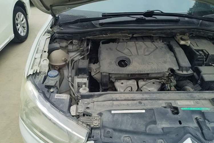 Used Citroen C-Quatre 2014 VTS Version 1.6L Manual - Premium Model Engine Bay Right