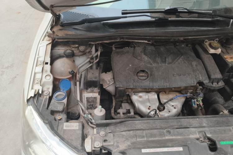 Used Citroen C-Quatre 2014 VTS Version 1.6L Automatic Prestige Model Engine Bay Right