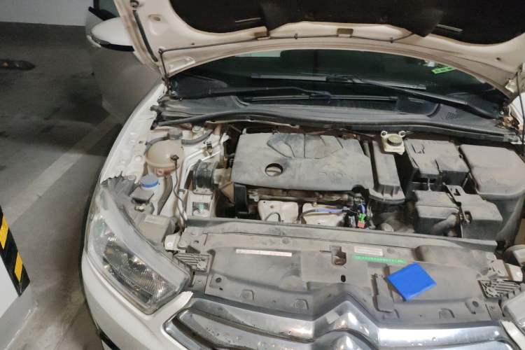 Used Citroen C-Quatre 2014 VTS Version 1.6L Automatic Prestige Model Engine Bay Right