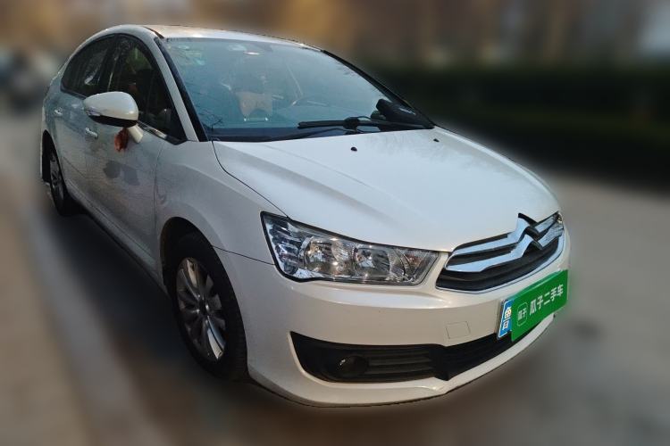 Used Citroen C-Quatre 2014 VTS Version 1.6L Manual - Premium Model Front Right 45 Deg