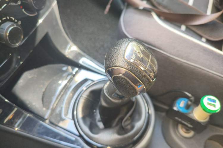 Used Citroen C-Quatre 2014 1.6L Manual Car Connectivity Edition Gear Lever
