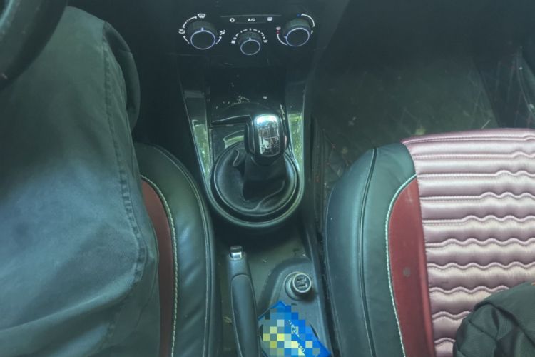 Used Citroen C-Quatre 2014 VTS Version 1.6L Manual - Premium Model Gear Lever