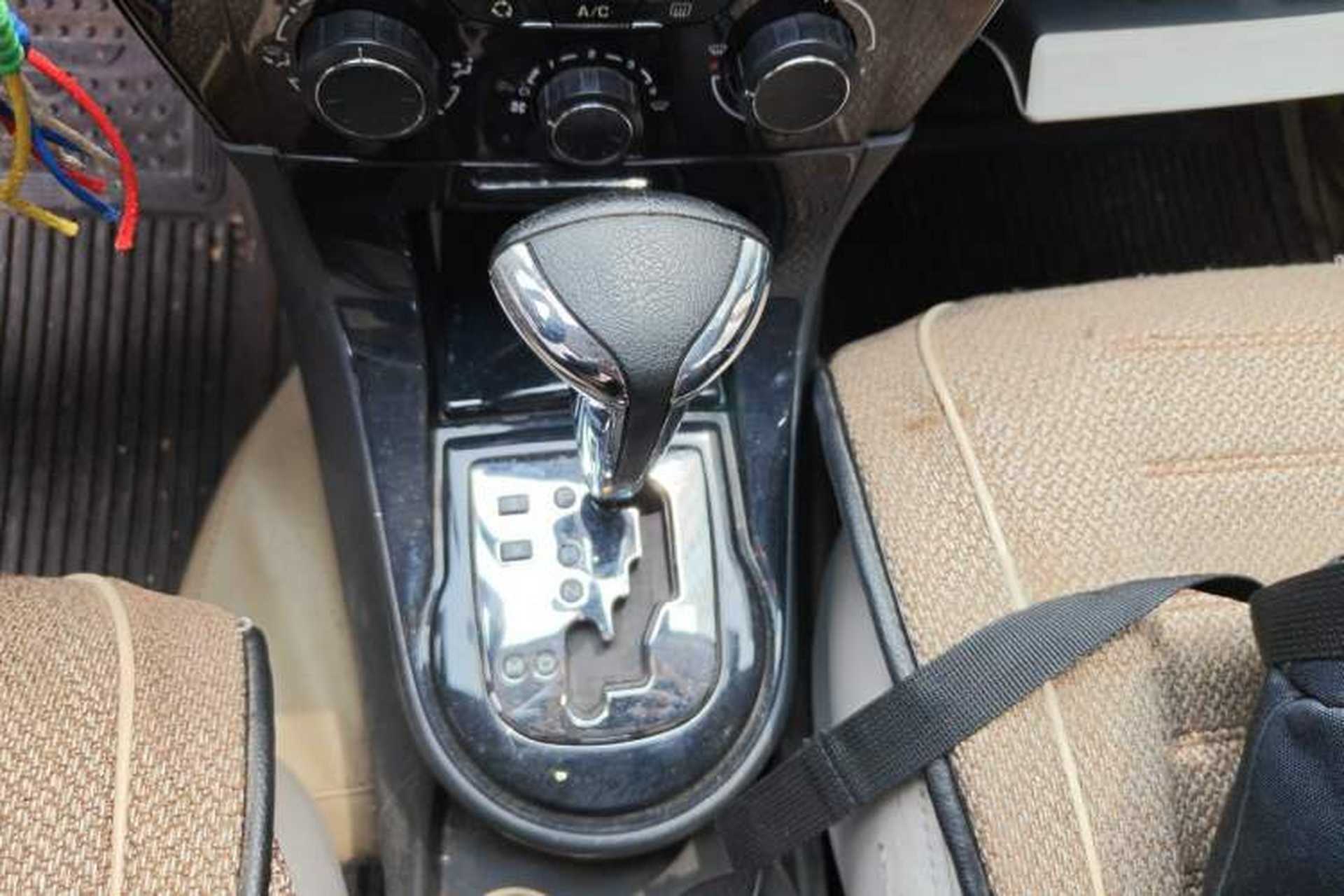 Used Citroen C-Quatre 2014 VTS Version 1.6L Automatic Prestige Model Gear Lever