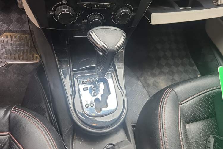 Used Citroen C-Quatre 2014 1.6L Automatic Connected Car Version Gear Lever