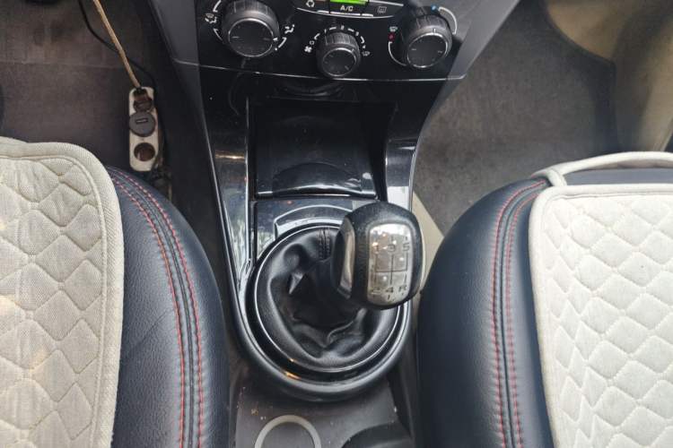 Used Citroen C-Quatre 2014 1.6L Manual Car Connectivity Edition Gear Lever