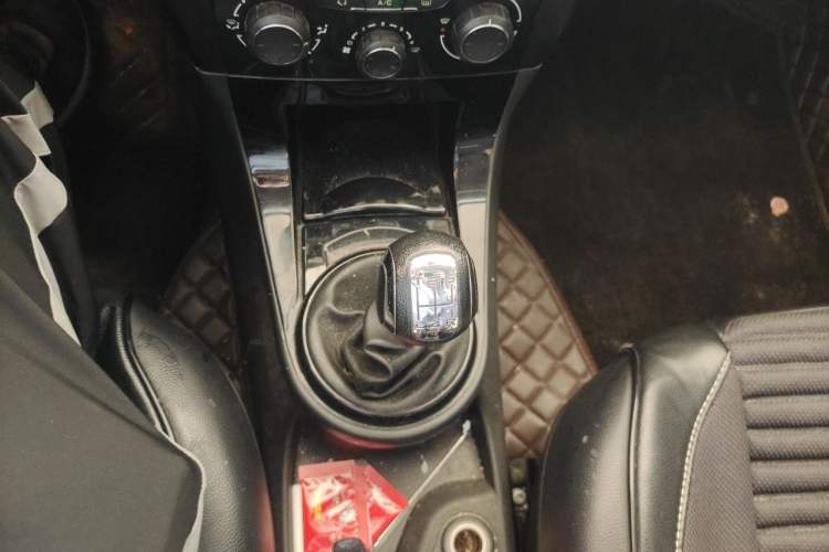 Used Citroen C-Quatre 2014 VTS Version 1.6L Manual - Premium Model Gear Lever