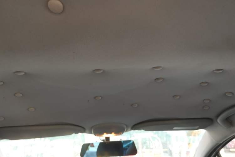 Used Citroen C-Quatre 2014 VTS Version 1.6L Manual - Premium Model Headliner