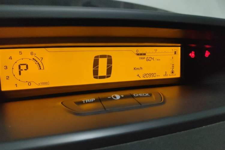 Used Citroen C-Quatre 2014 VTS Version 1.6L Automatic Prestige Model Instrument Cluster