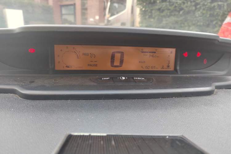Used Citroen C-Quatre 2014 VTS Version 1.6L Manual - Premium Model Instrument Cluster