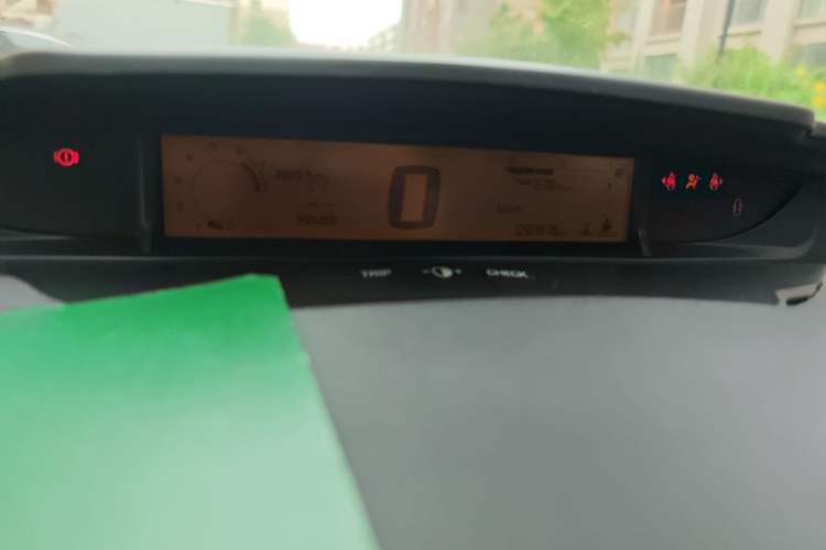 Used Citroen C-Quatre 2014 VTS Version 1.6L Manual - Premium Model Instrument Cluster