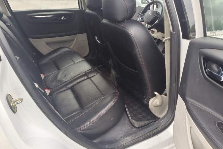 Used Citroen C-Quatre 2014 1.6L Automatic Connected Car Version Interior 2