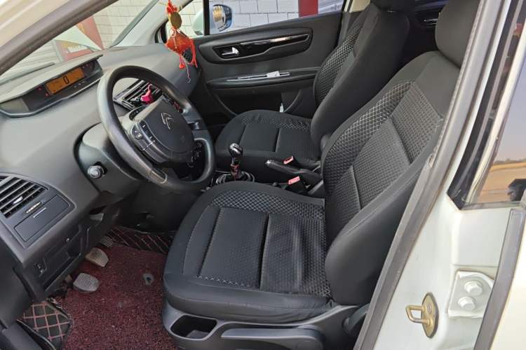 Used Citroen C-Quatre 2014 1.6L Manual Car Connectivity Edition Left Front Seat