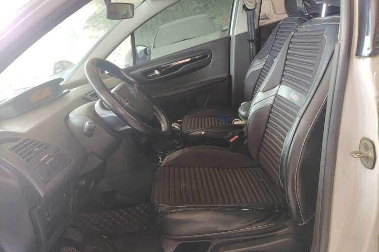 Used Citroen C-Quatre 2014 VTS Version 1.6L Manual - Premium Model Left Front Seat
