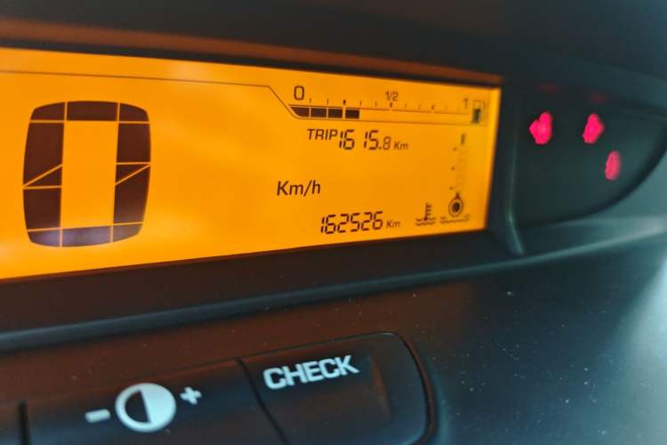 Used Citroen C-Quatre 2014 VTS Version 1.6L Automatic Prestige Model Odometer Close Up