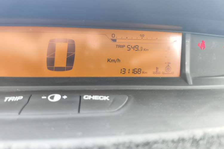 Used Citroen C-Quatre 2014 VTS Version 1.6L Automatic Prestige Model Odometer Close Up
