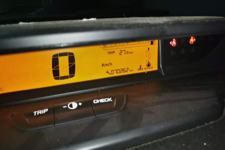 Used Citroen C-Quatre 2014 1.6L Automatic Connected Car Version Odometer Close Up