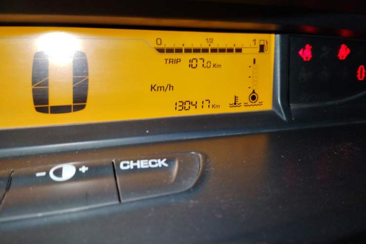 Used Citroen C-Quatre 2014 VTS Version 1.6L Automatic Prestige Model Odometer Close Up