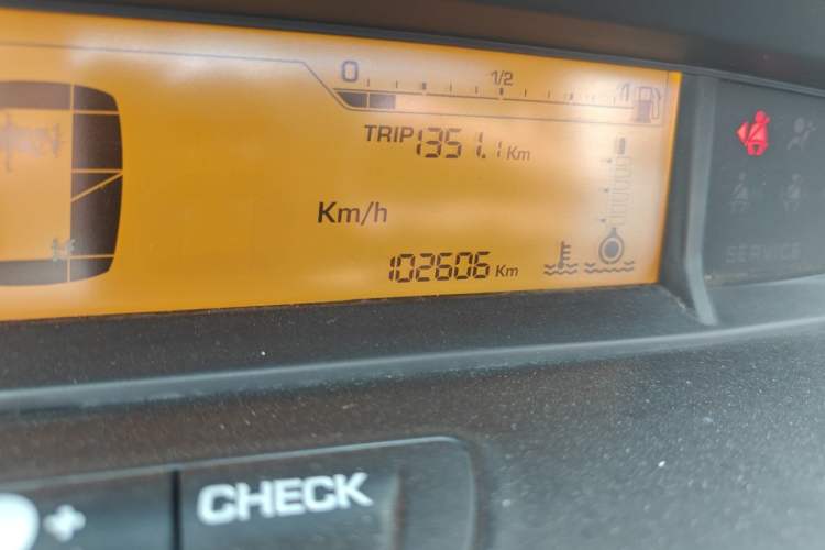 Used Citroen C-Quatre 2014 VTS Version 2.0L Automatic Premium Model Odometer Close Up