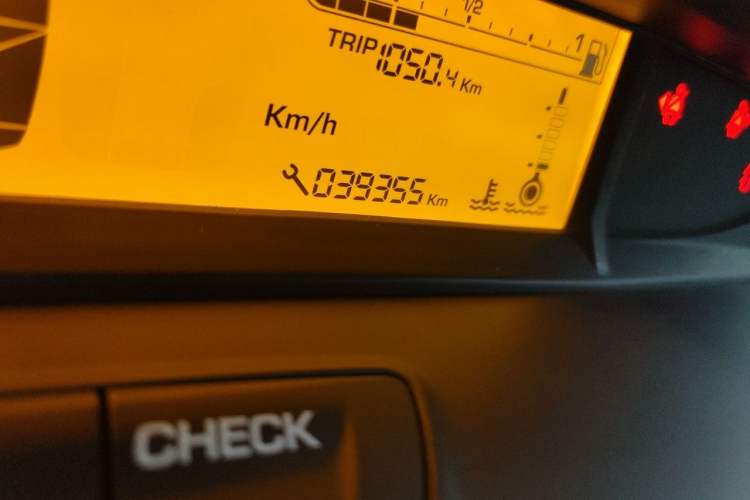 Used Citroen C-Quatre 2014 VTS Version 1.6L Automatic Prestige Model Odometer Close Up