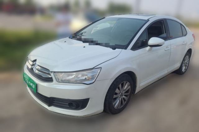 Używany Citroen C-Quatre 2014 VTS Version 1.6L Manual - Premium Model