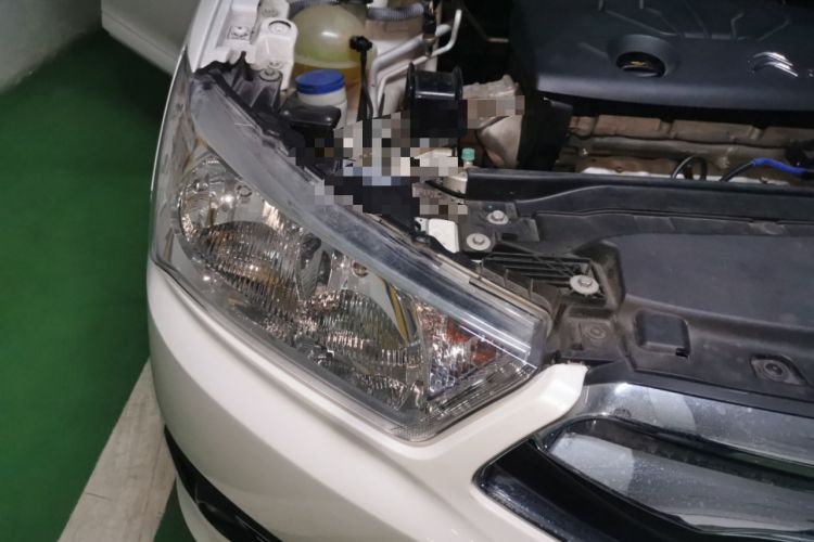 Used Citroen C-Quatre 2014 VTS Version 1.6L Automatic Enjoyment Model Right Front Headlight