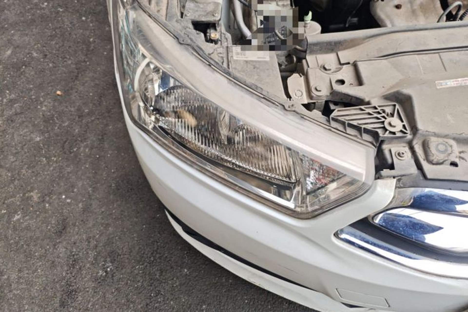 Used Citroen C-Quatre 2014 VTS Version 1.6L Manual - Premium Model Right Front Headlight