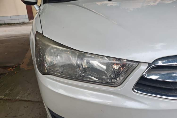 Used Citroen C-Quatre 2014 VTS Version 1.6L Automatic Prestige Model Right Front Headlight