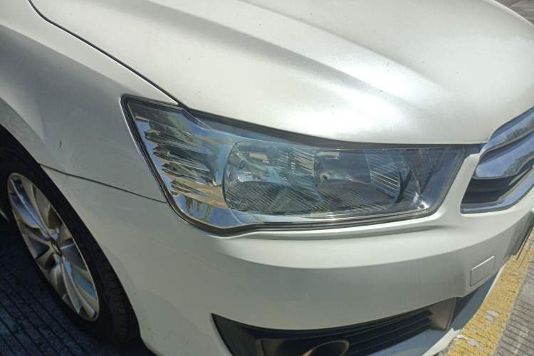 Used Citroen C-Quatre 2014 VTS Version 1.6L Manual - Premium Model Right Front Headlight