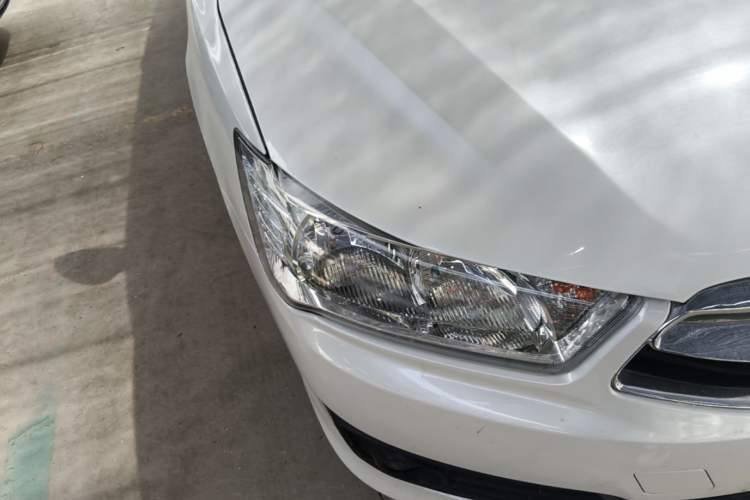 Used Citroen C-Quatre 2014 VTS Version 1.6L Automatic Prestige Model Right Front Headlight