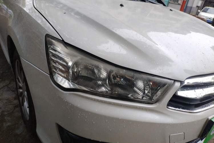 Used Citroen C-Quatre 2014 VTS Version 1.6L Manual - Premium Model Right Front Headlight