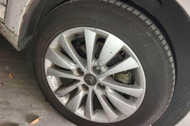 Used Citroen C-Quatre 2014 1.6L Manual Car Connectivity Edition Right Front Wheel Hub
