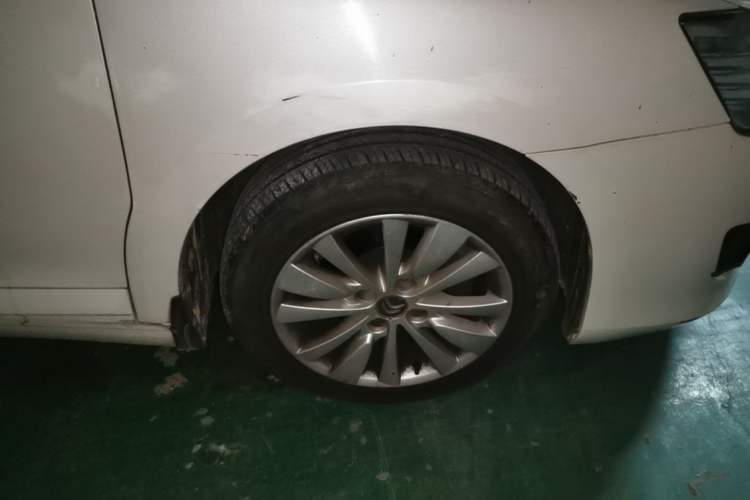 Used Citroen C-Quatre 2014 1.6L Automatic Connected Car Version Right Front Wheel Hub