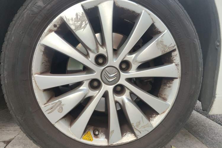 Used Citroen C-Quatre 2014 VTS Version 1.6L Automatic Prestige Model Right Front Wheel Hub