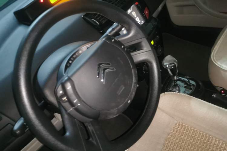 Used Citroen C-Quatre 2014 VTS Version 1.6L Automatic Enjoyment Model Steering Wheel
