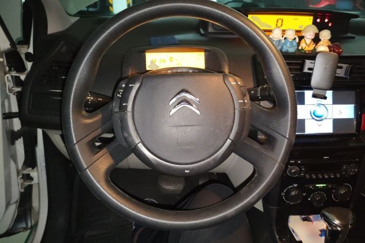 Used Citroen C-Quatre 2014 VTS Version 1.6L Automatic Prestige Model Steering Wheel