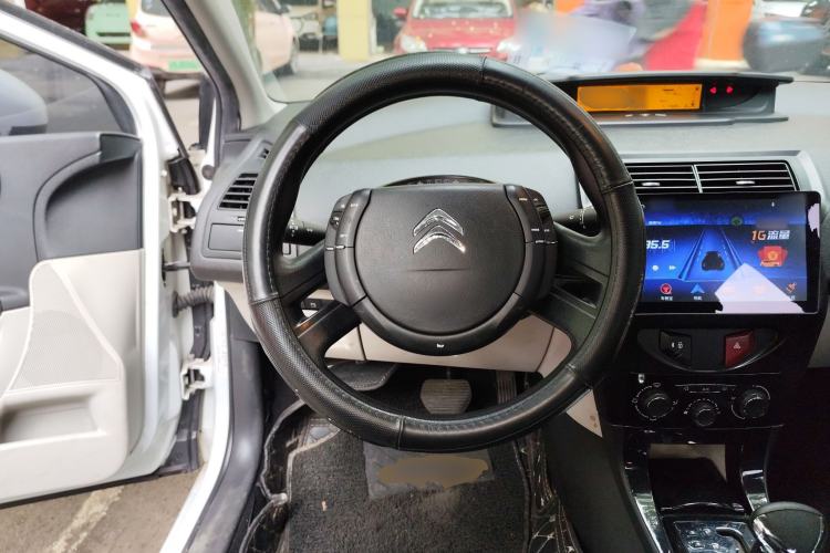 Used Citroen C-Quatre 2014 VTS Version 1.6L Automatic Prestige Model Steering Wheel