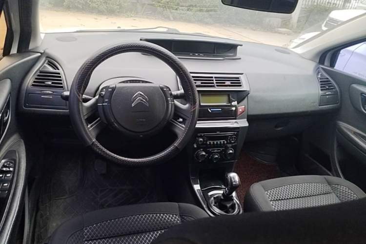 Used Citroen C-Quatre 2014 VTS Version 1.6L Manual - Premium Model Steering Wheel