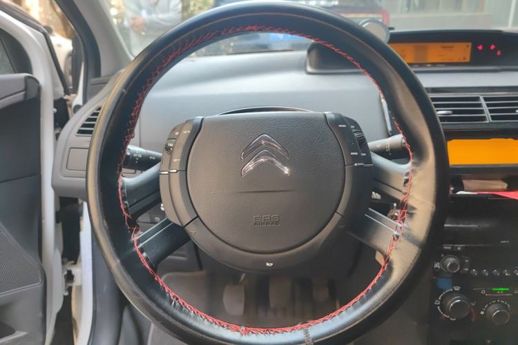 Used Citroen C-Quatre 2014 VTS Version 1.6L Manual - Premium Model Steering Wheel