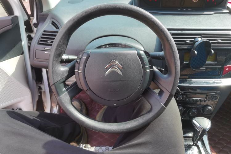 Used Citroen C-Quatre 2014 VTS Version 1.6L Automatic Prestige Model Steering Wheel