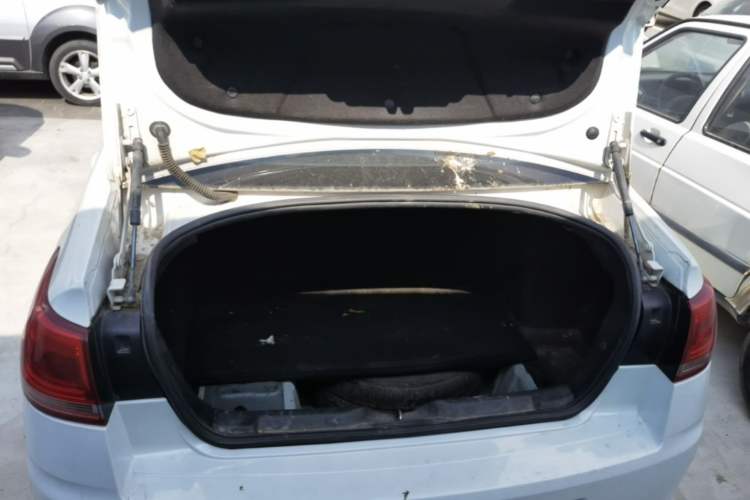 Used Citroen C-Quatre 2014 VTS Version 1.6L Manual - Premium Model Trunk