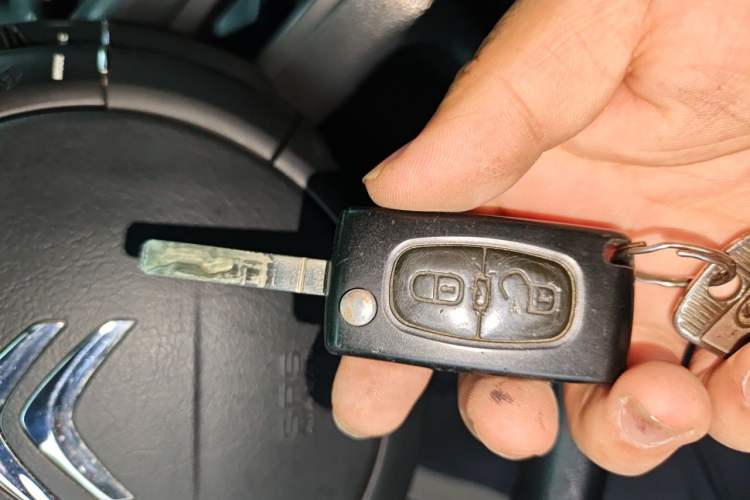 Used Citroen C-Quatre 2014 1.6L Manual Car Connectivity Edition Vehicle Key