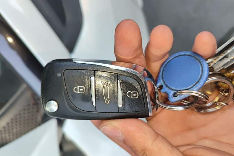 Used Citroen C-Quatre 2014 VTS Version 1.6L Manual - Premium Model Vehicle Key