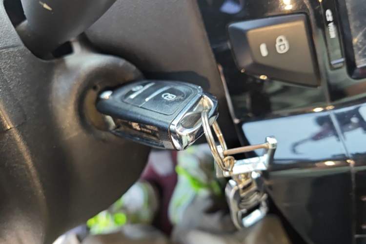 Used Citroen C-Quatre 2014 1.6L Manual Car Connectivity Edition Vehicle Key
