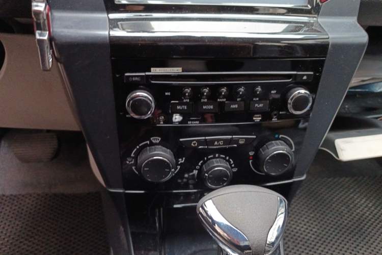 Used Citroen C-Quatre 2016 Classic Sedan 1.6L Automatic Prestige Model Audio And AC Panel