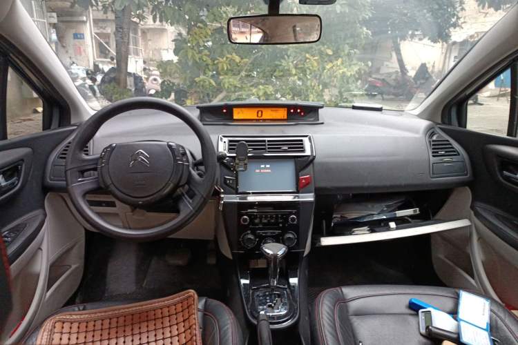 Used Citroen C-Quatre 2016 Classic Sedan 1.6L Automatic Prestige Model Center Console