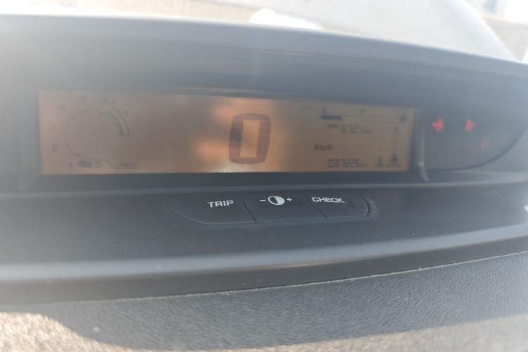 Used Citroen C-Quatre 2016 Classic Sedan 1.6L Manual - Premium Version Instrument Cluster
