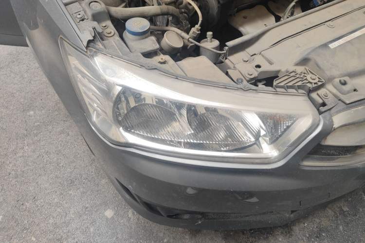 Used Citroen C-Quatre 2016 Classic Sedan 1.6L Manual CNG Right Front Headlight