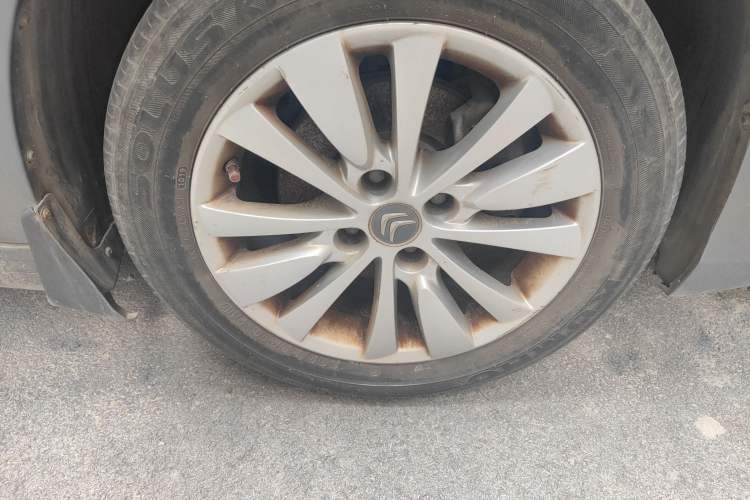 Used Citroen C-Quatre 2016 Classic Sedan 1.6L Manual CNG Right Front Wheel Hub