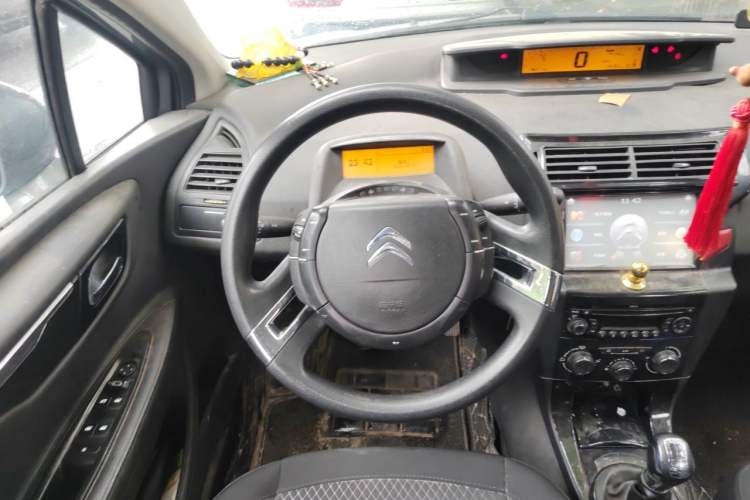 Used Citroen C-Quatre 2016 Classic Sedan 1.6L Manual - Premium Version Steering Wheel